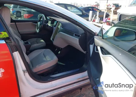 2016 Tesla Model S 90D/P100D/P85D/P90D z USA, uszkodzony, nr VIN 5YJSA1E49GF126764